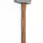 MARTILLO DE ALBAÑILERÍA TIPO ALEMÁN CON MANGO DE MADERA 1 KG 1000 GR