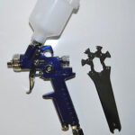 MINI AERÓGRAFO HVLP DEPÓSITO SUPERIOR 120cc-1mm