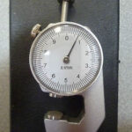 MEDIDOR DE ESPESORES RELOJ DE MEDICIÓN DE ESPESORES 0 - 10 mm 0,1 mm MEDIDAS