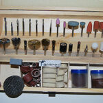 ACCESORIOS PARA DREMEL ROTATIVO MINI TALADRO 100 PIEZAS BROCAS CORTADORES FIELTROS MINI HERRAMIENTA