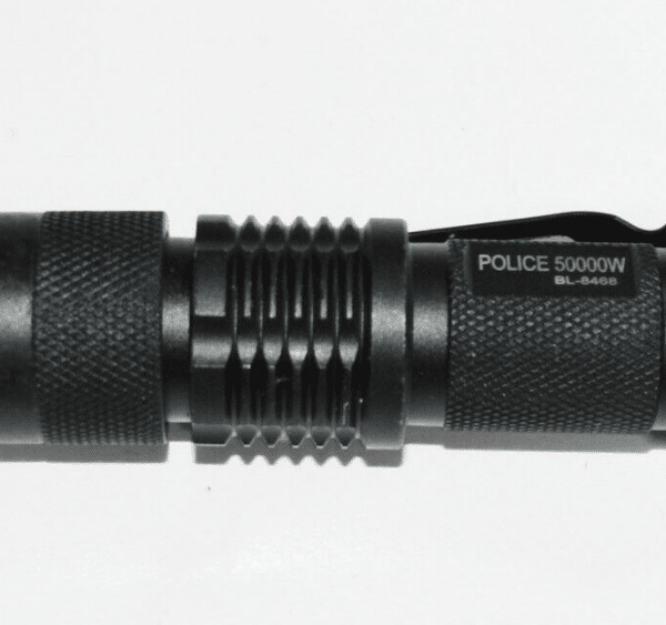 MINI LINTERNA MILITAR LED BL-8468 CREE Q5 LED 500 LÚMENES RECARGABLE AIRSOFT 017