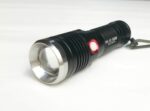 MINI LINTERNA DE BOLSILLO PORTÁTIL ZOOM LED LIGHT 2 INTENSIDAD RECARGABLE X900