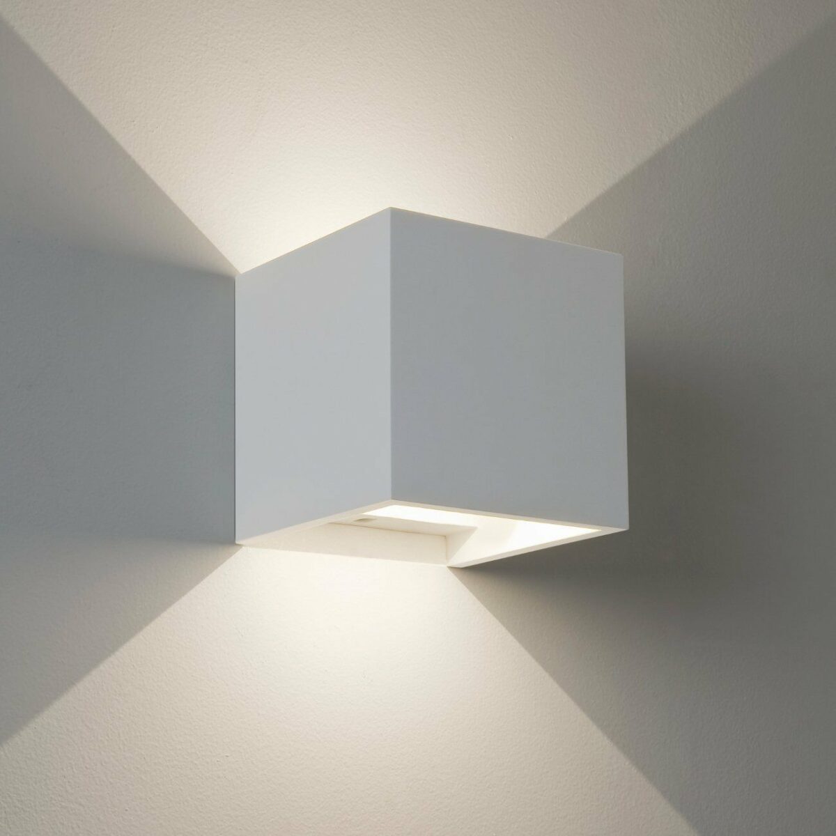 APLIQUE DE INTERIOR EXTERIOR LED CUBO APLIQUE 6W DOBLE LUZ NATURAL 229