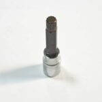 LLAVE DE TUBO ACANALADA PUNTA DE 12 MM DE LARGO 1/2" VASOS DE ACERO S2