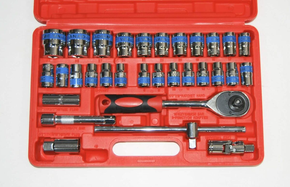 LLAVERO LLAVERO JUEGO DE LLAVES DE VASO CON TRINQUETE 1/2" 32 PIEZAS CAJA 8 32 MM