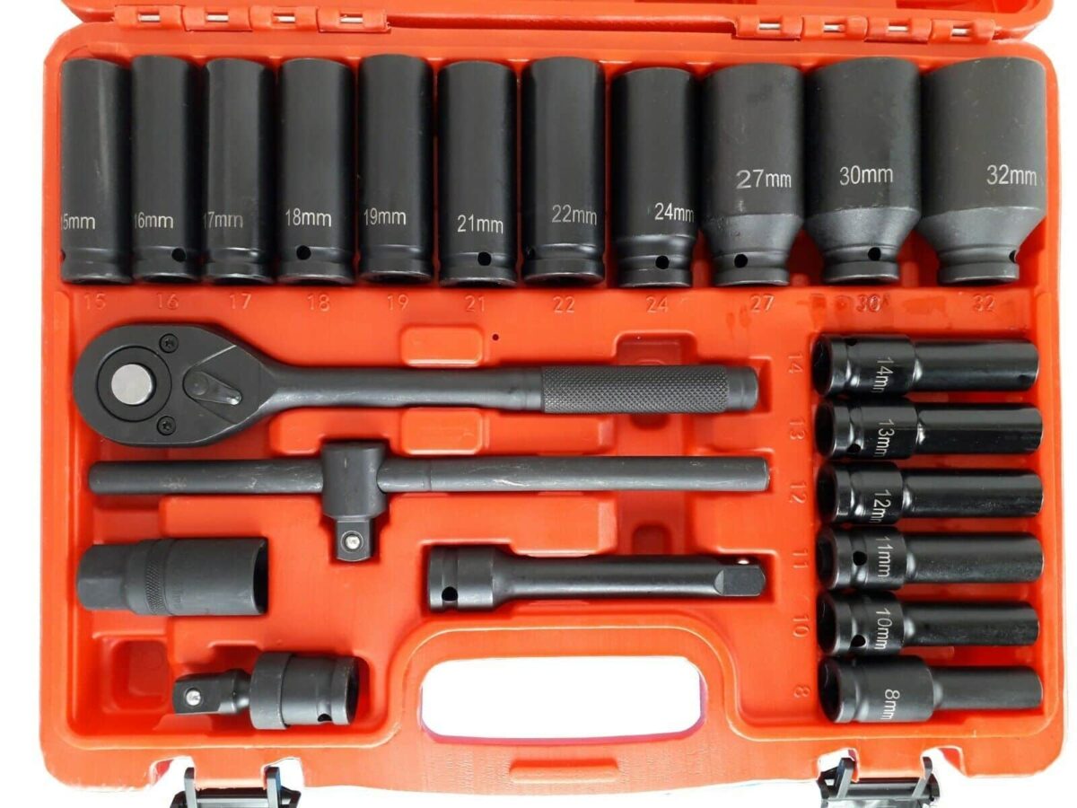 21026 JUEGO DE 22 CASQUILLOS REFORZADOS CEMENTADOS MÁQUINA 1/2" HEXAGONAL 8 32 MM TRINQUETE R