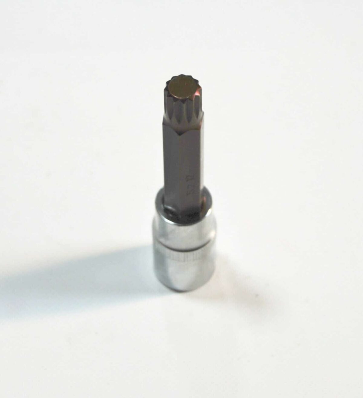 LLAVE DE TUBO ACANALADA PUNTA DE 10 MM DE LARGO VASOS DE ACERO DE 1/2" S2