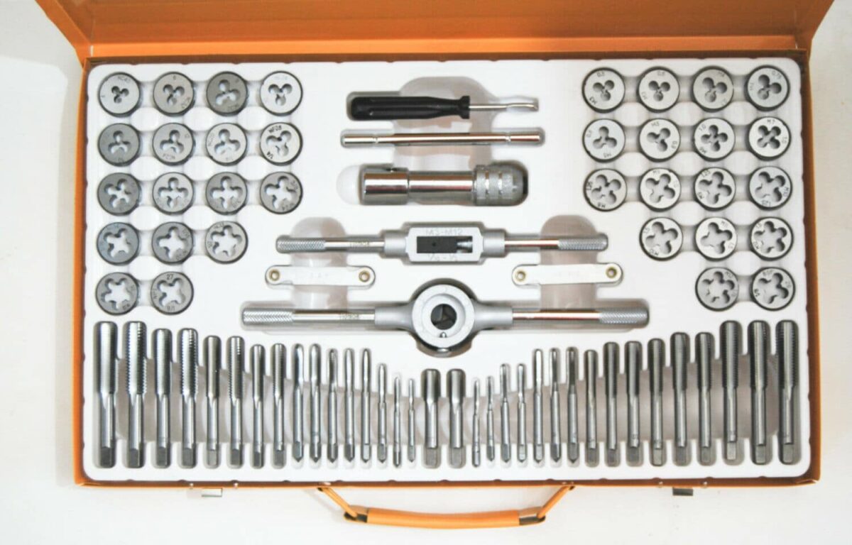 20756 KIT DE TROQUEL DE ROSCA 74 PIEZAS MACHOS HEMBRAS PASO MÉTRICO 309 H PULGADAS