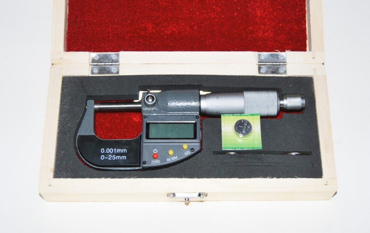 22612 MEDIDOR DE ESPESORES MILÉSIMO DIGITAL ELECTRÓNICO MICRÓMETRO PALMER CALIBRE 0-25 MM 8