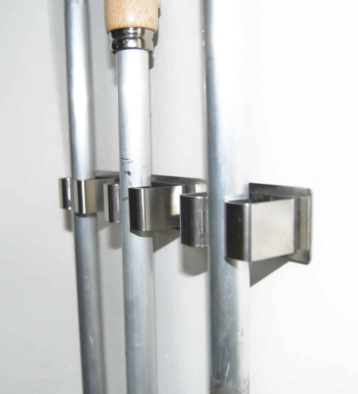 KIT DE PALA PARA PIZZA PIZZAS PALA DE HORNO DE LEÑA Q.+ CEPILLO P.+ SOPORTE DE PARED 3 PIEZAS