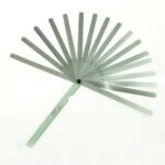 GALGA DE ESPESORES CONTROL DE HOLGURA Y RESTABLECIMIENTO DE LA VÁLVULA Y EL REGISTRO DE BUJÍAS